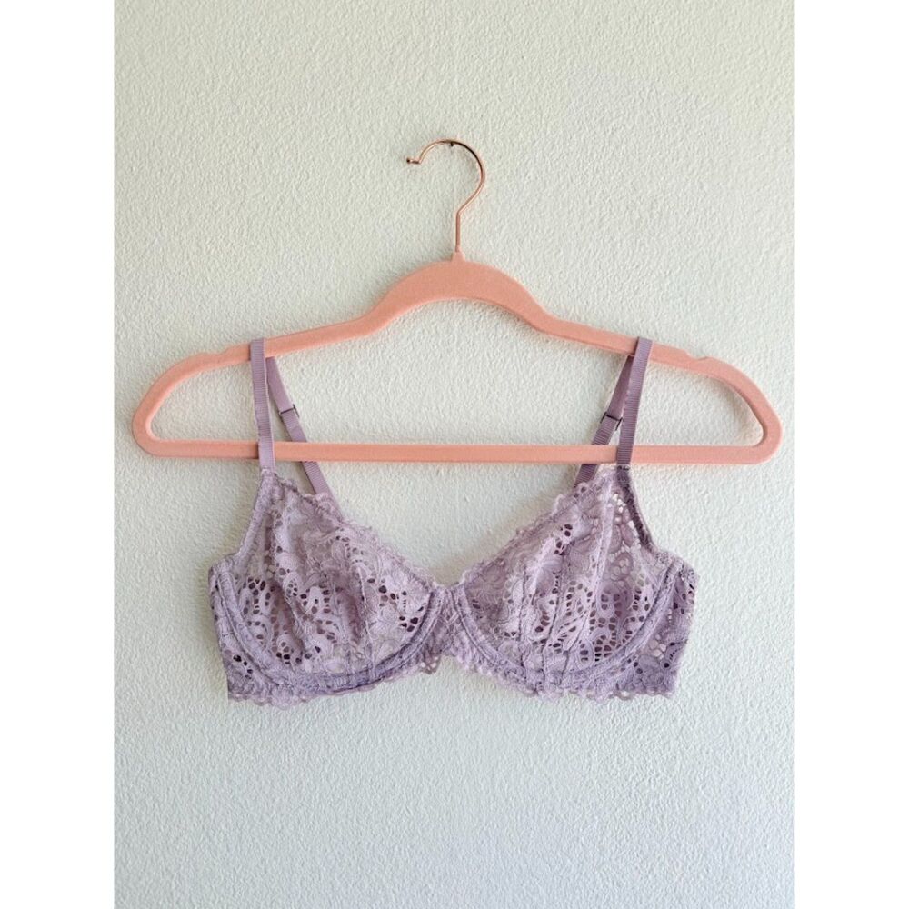 DKNY Classic Floral Lace Unlined Demi Bra in Lilac Purple & Silver size 34C